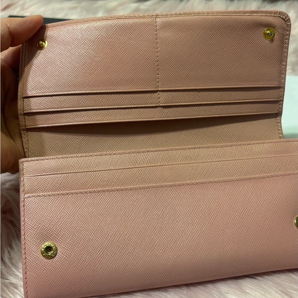 Prada wallet leather pink plain authentic - Picture 11 of 14